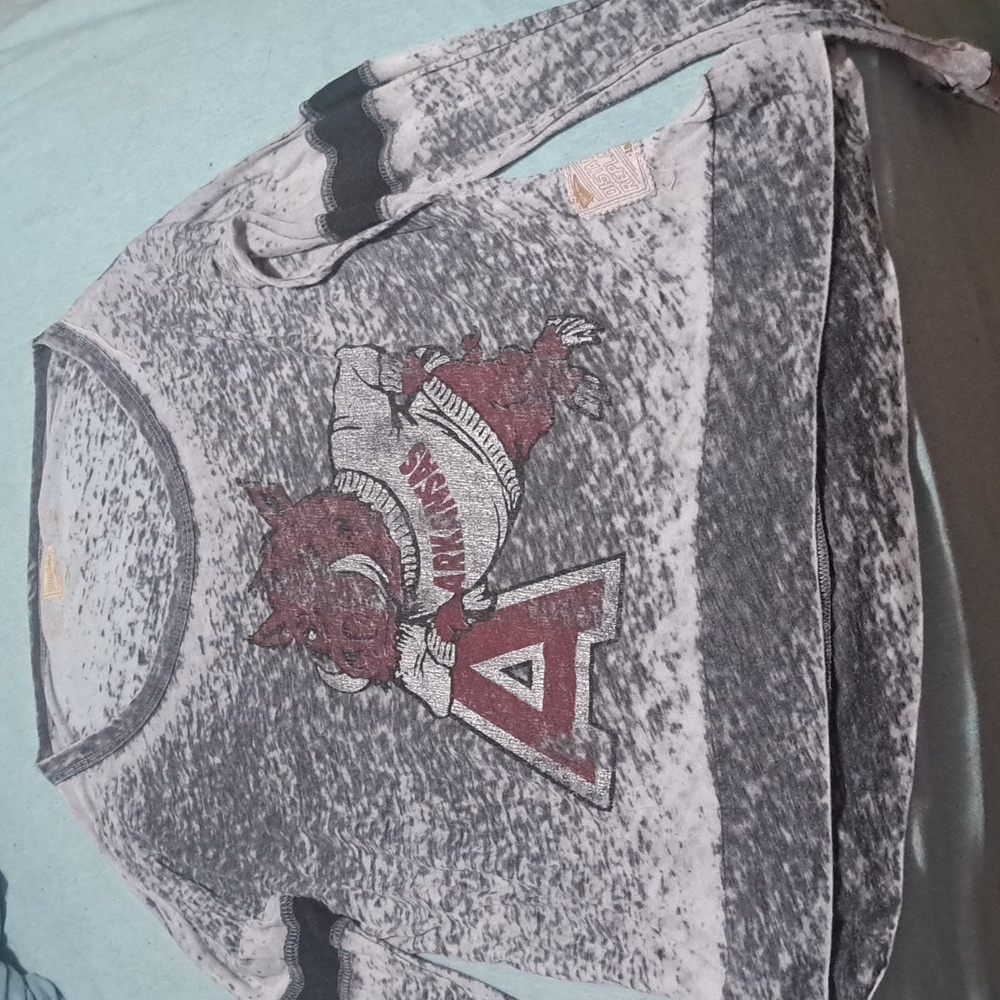 Women razorback long sleeve shirt size m